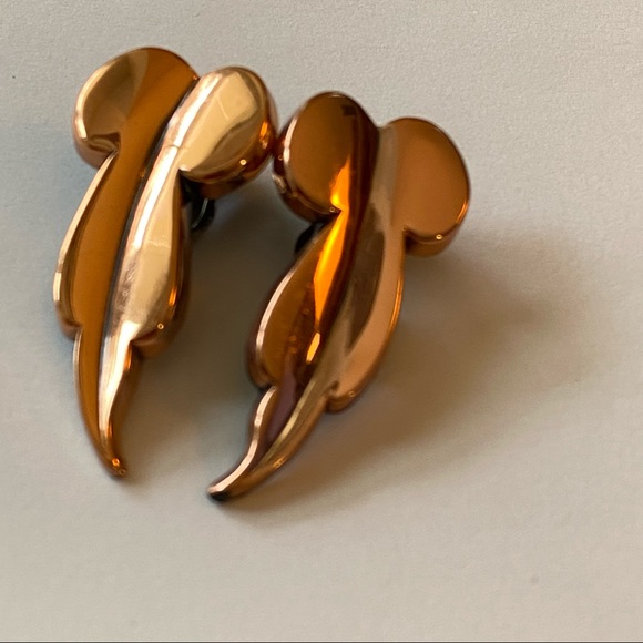 Renoir Copper Modernist Botanical Leaf Clip-On Earrings - Picture 3 of 9